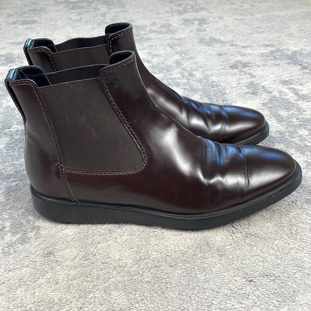 Tods Chelsea Boots Dark Brown Glossy Smooth Leather Shoes US 7.5 - Picture 3 of 13
